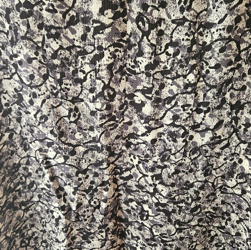 Everlane The Satin V Neck Maxi Splatter Dress Size XXS - Picture 4 of 9